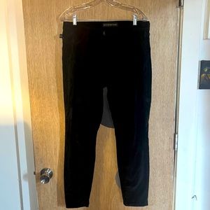 Rock & Republic Skinny Black Velvet Jeans/ Size 12